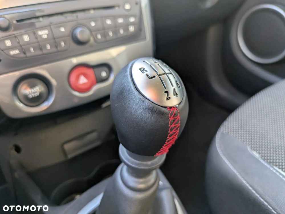 Renault Clio 2.0 16V RS Cup - 11