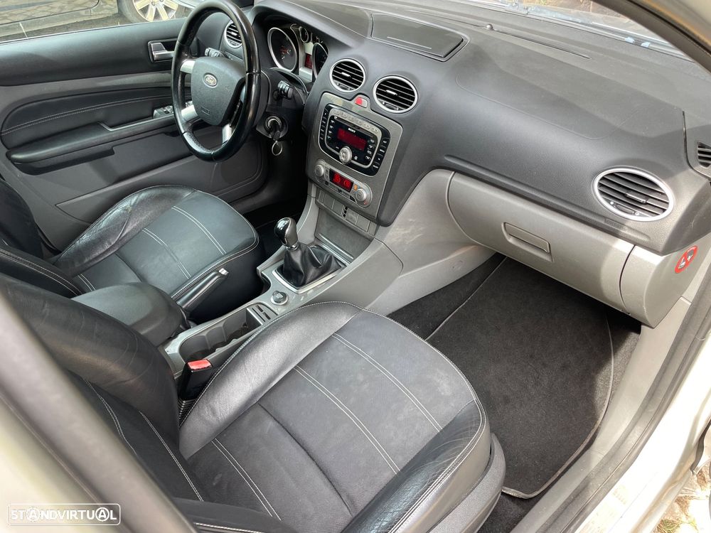 Ford Focus SW - 10