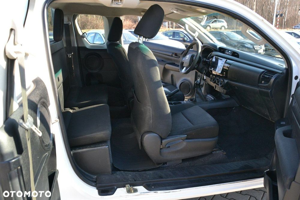 Toyota Hilux - 27