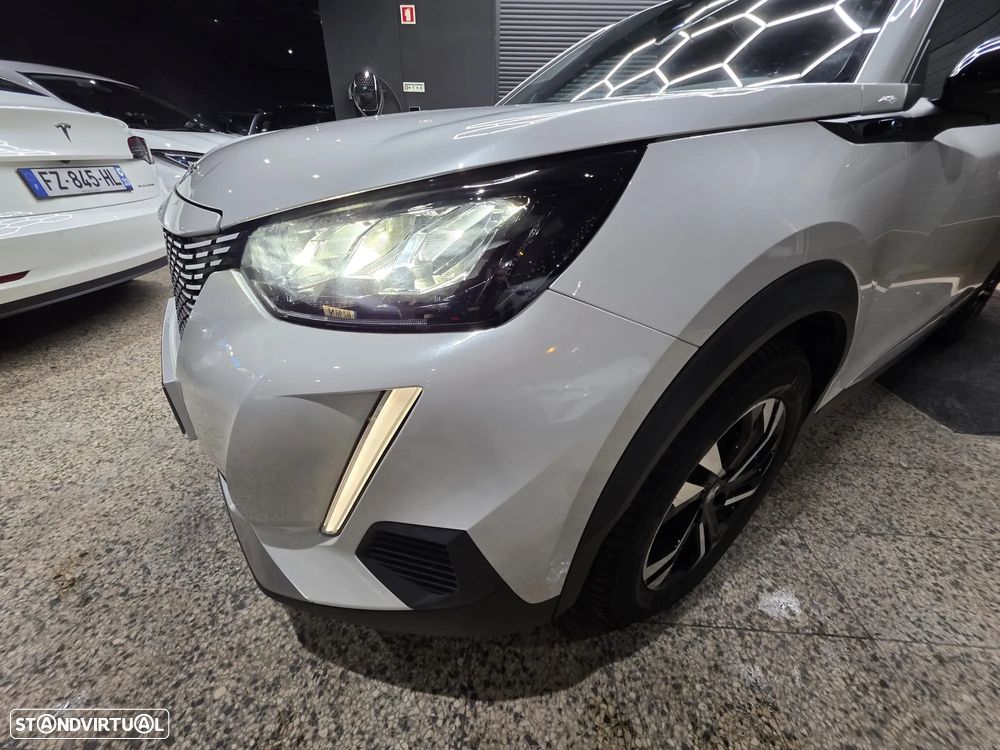 Peugeot e-2008 Allure Pack - 25