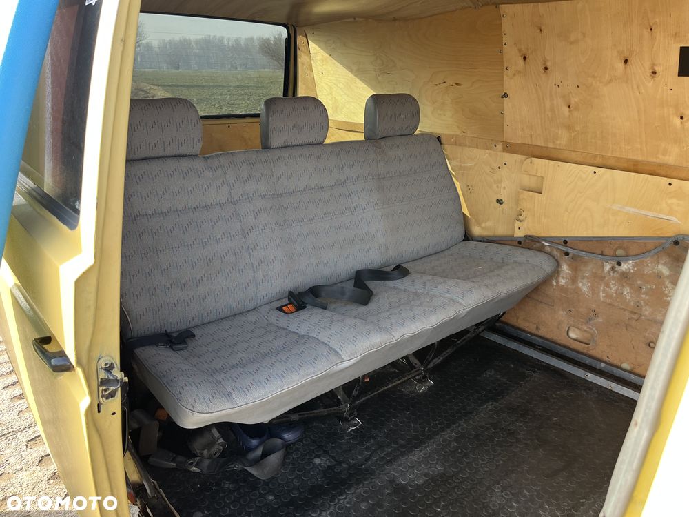 Volkswagen Transporter - 8