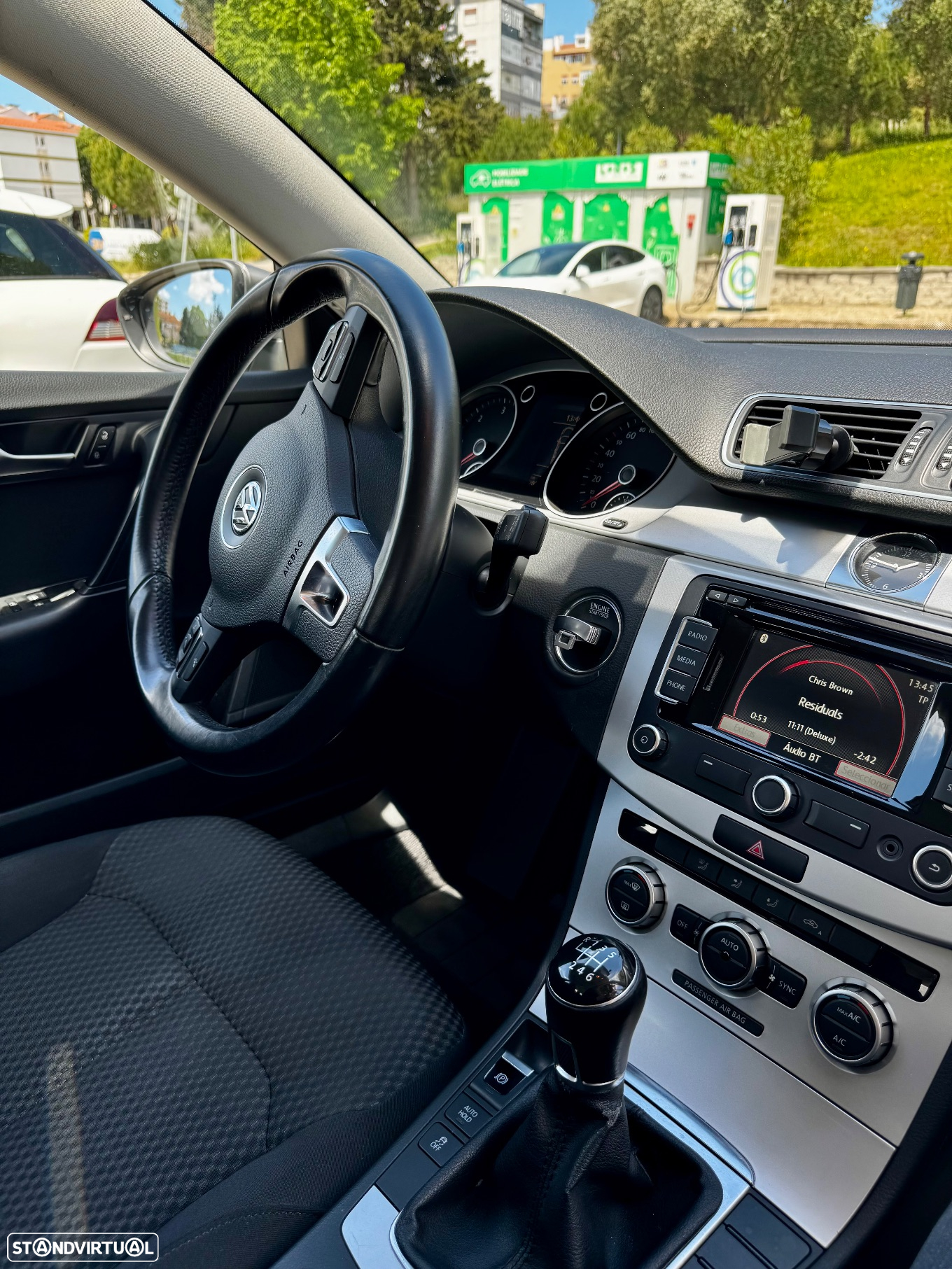 VW Passat Variant 1.6 TDI BlueMotion - 20