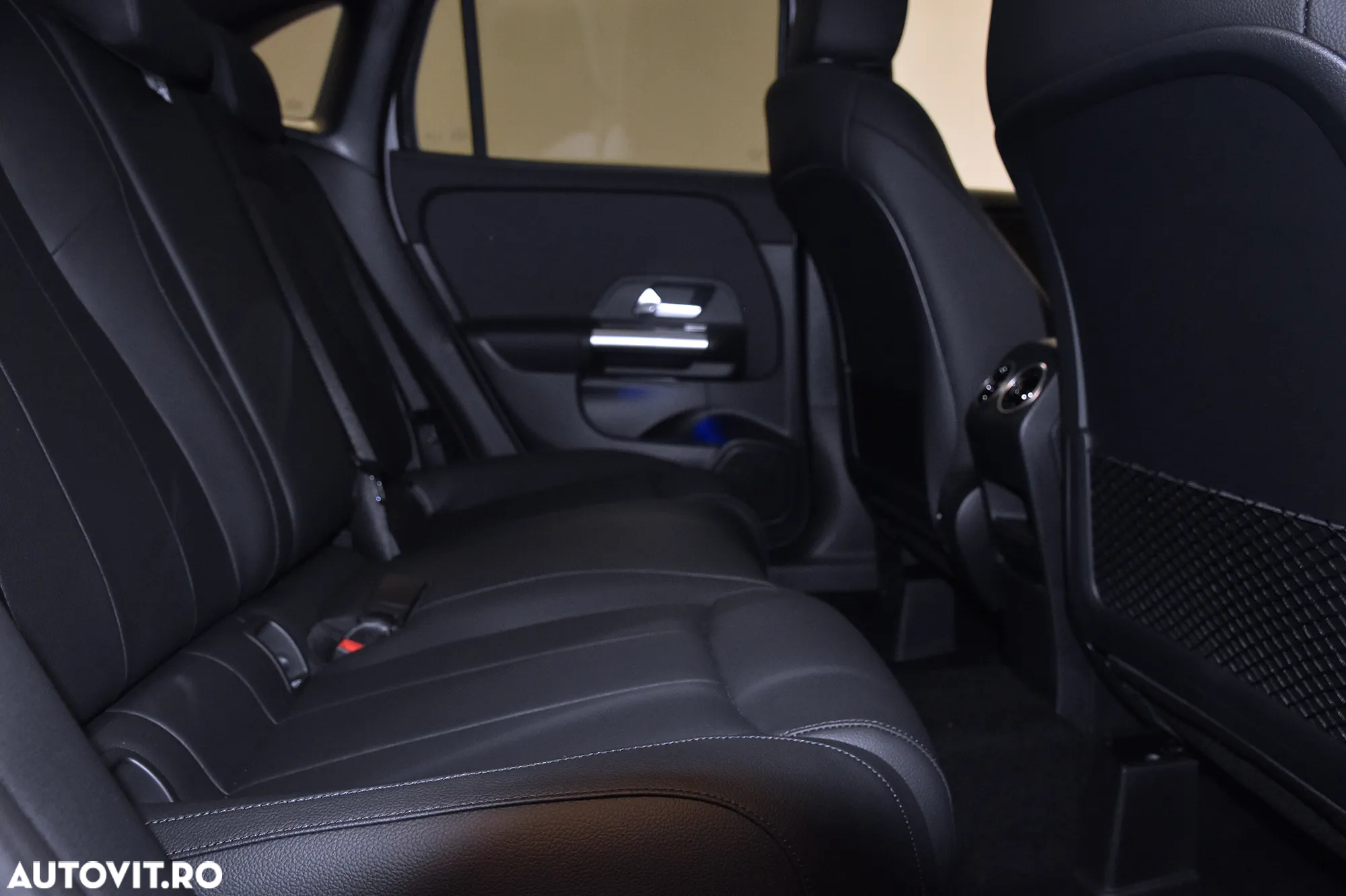 Mercedes-Benz GLA 200 d 4MATIC Aut. - 12