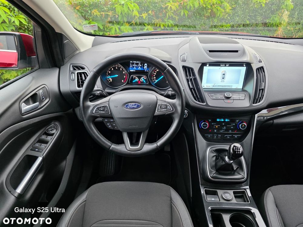 Ford Kuga 1.5 EcoBoost 2x4 Individual - 32
