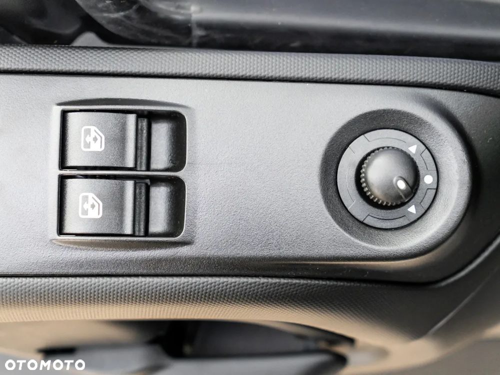 Iveco Daily L3H2 Edycja specjalna na 50 lecie marki - 15