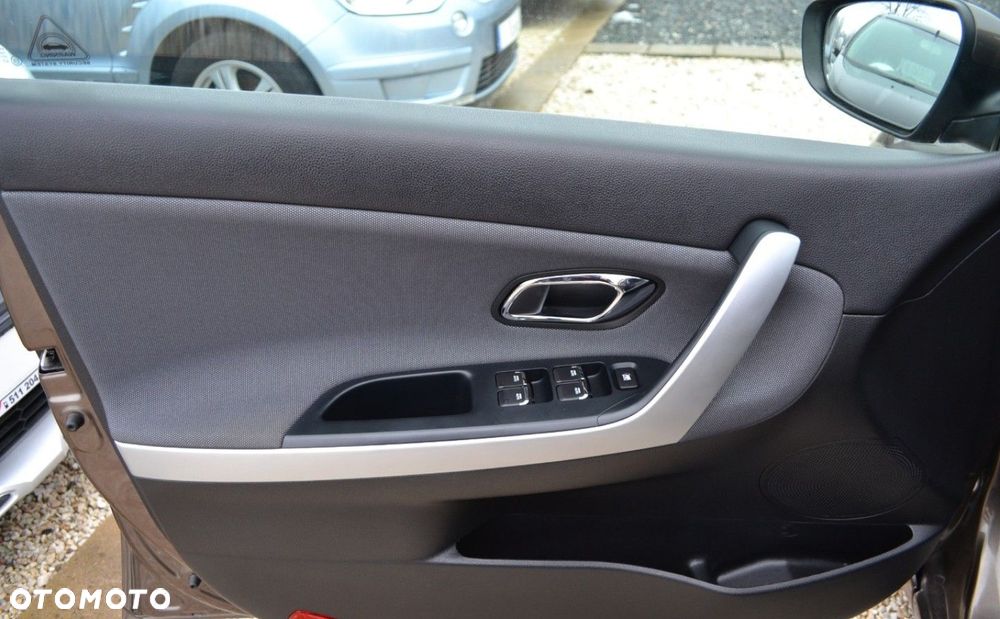 Kia Ceed 1.6 GDI ISG Dream-Team Edition - 30