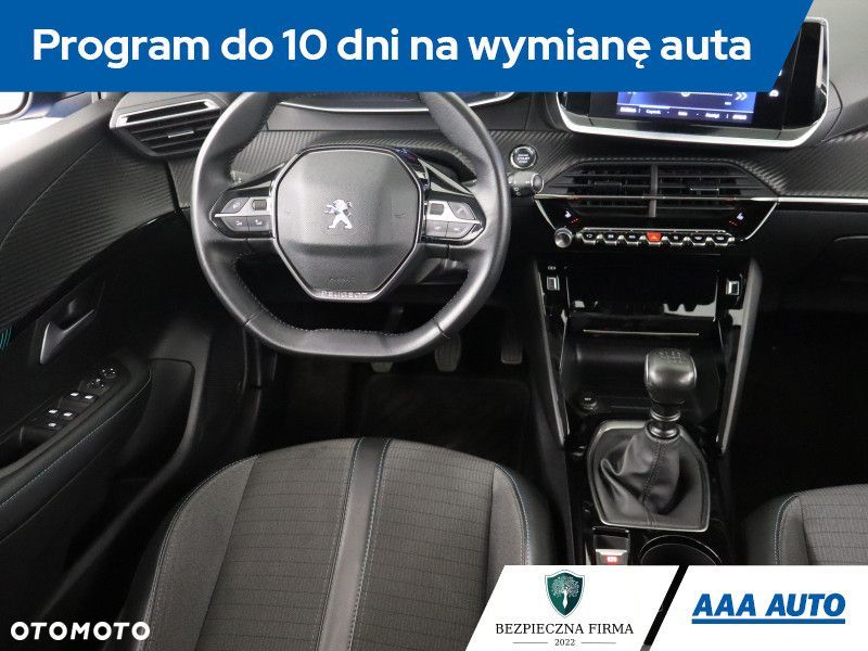 Peugeot 208 - 9