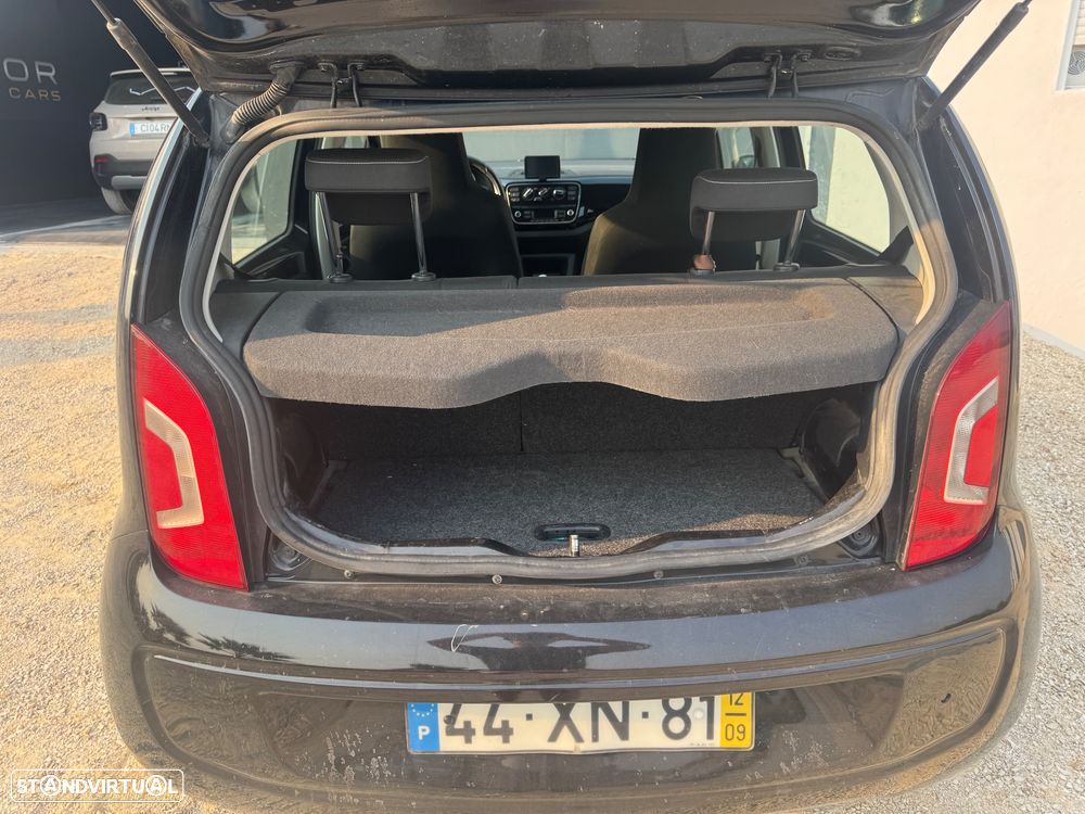 VW Up! black - 18