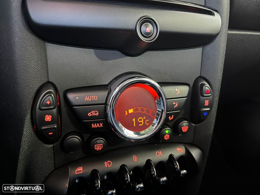 MINI Clubman Cooper D - 30