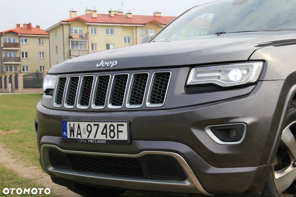 Jeep Grand Cherokee - 8