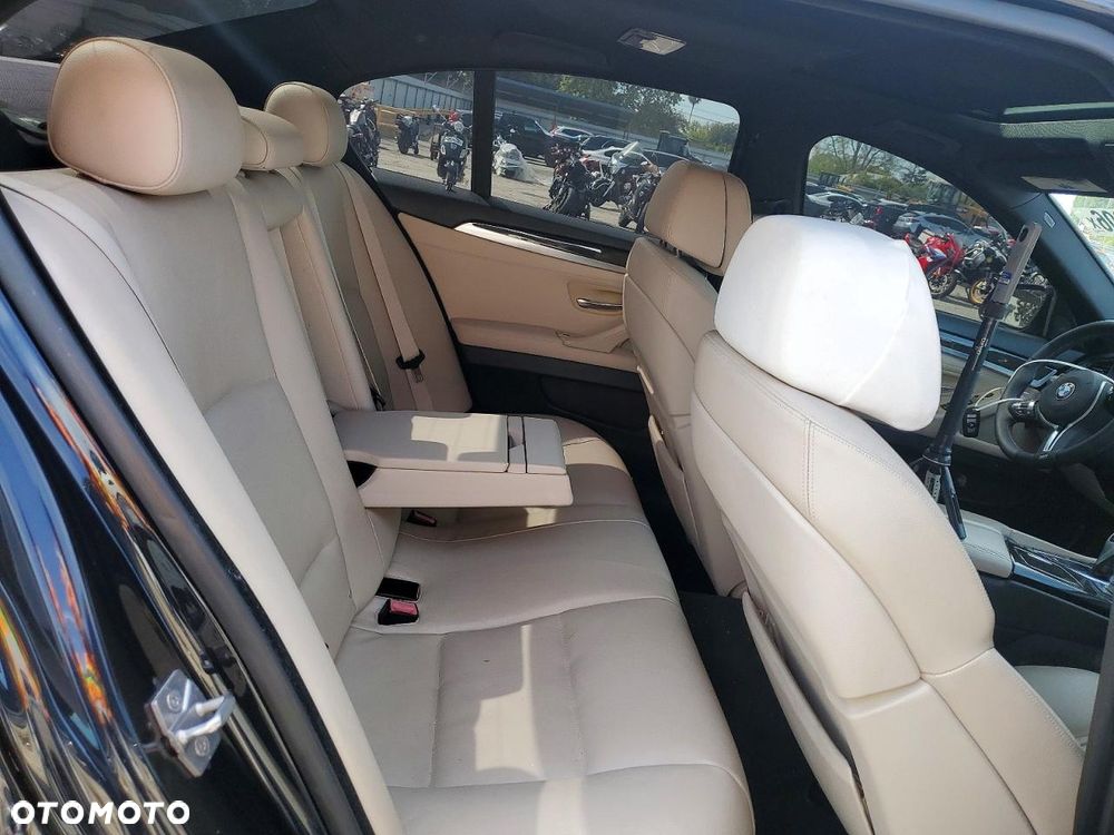 BMW Seria 5 535i - 10