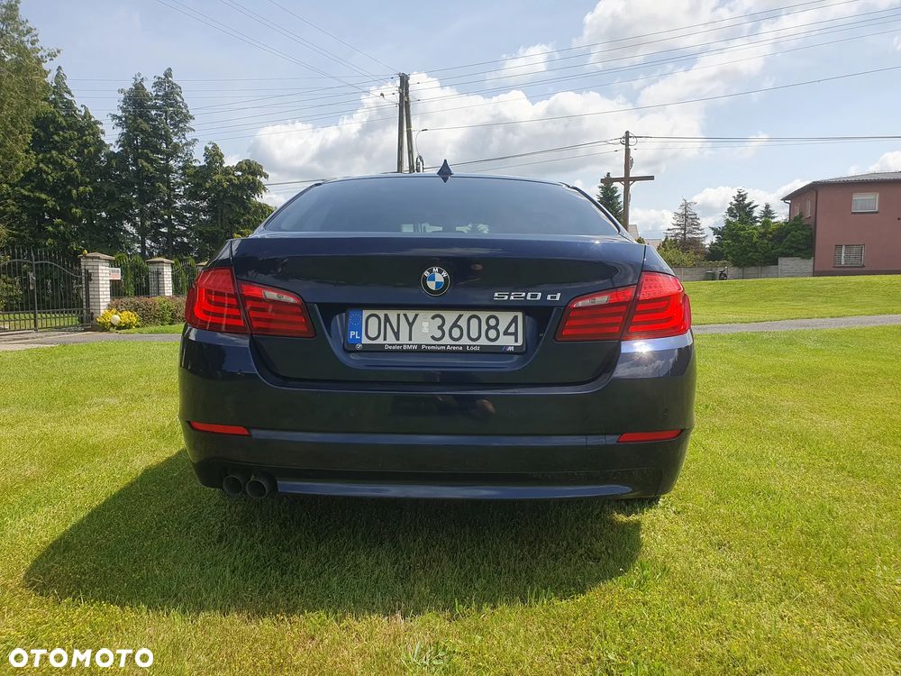 BMW Seria 5 520d - 4