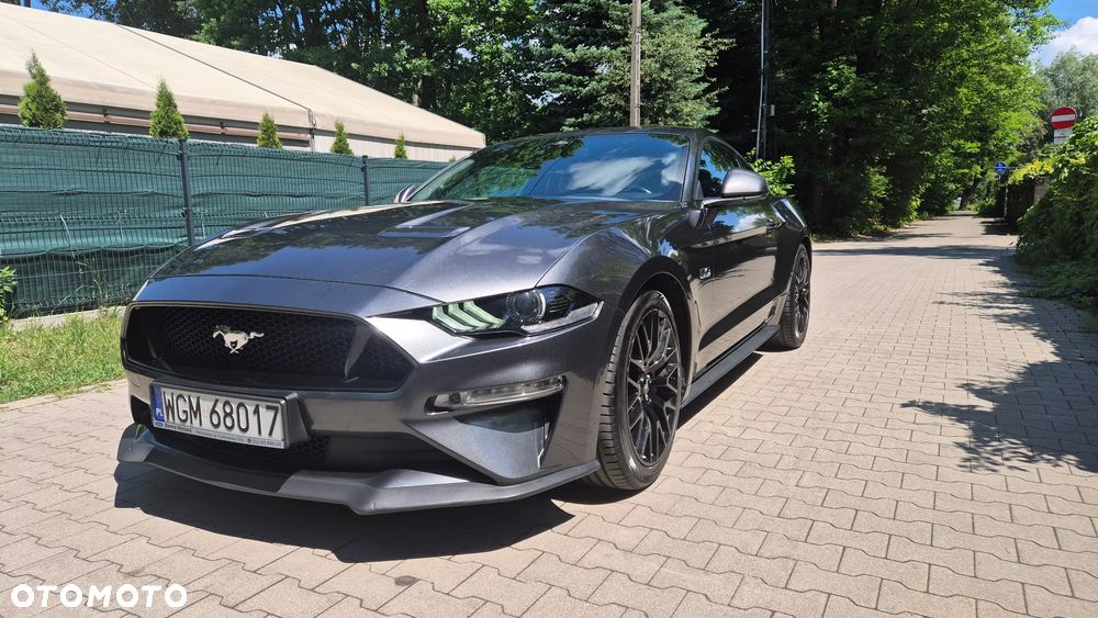 Ford Mustang - 1