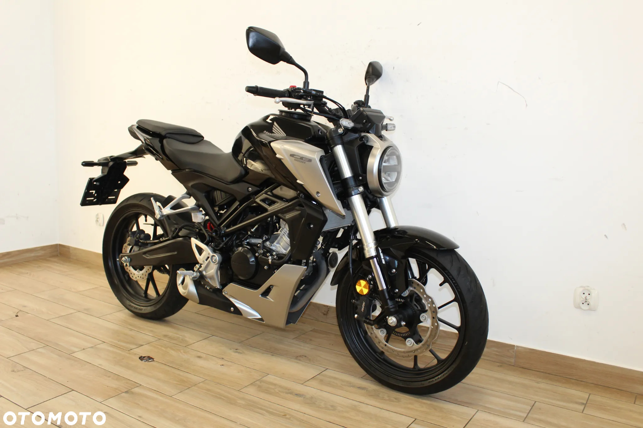 Honda CB - 2