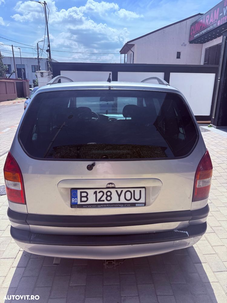 Opel Zafira - 3