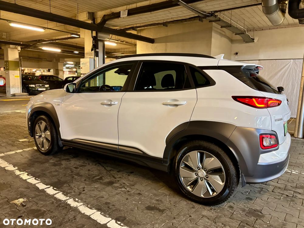 Hyundai Kona 39kWh Premium - 3