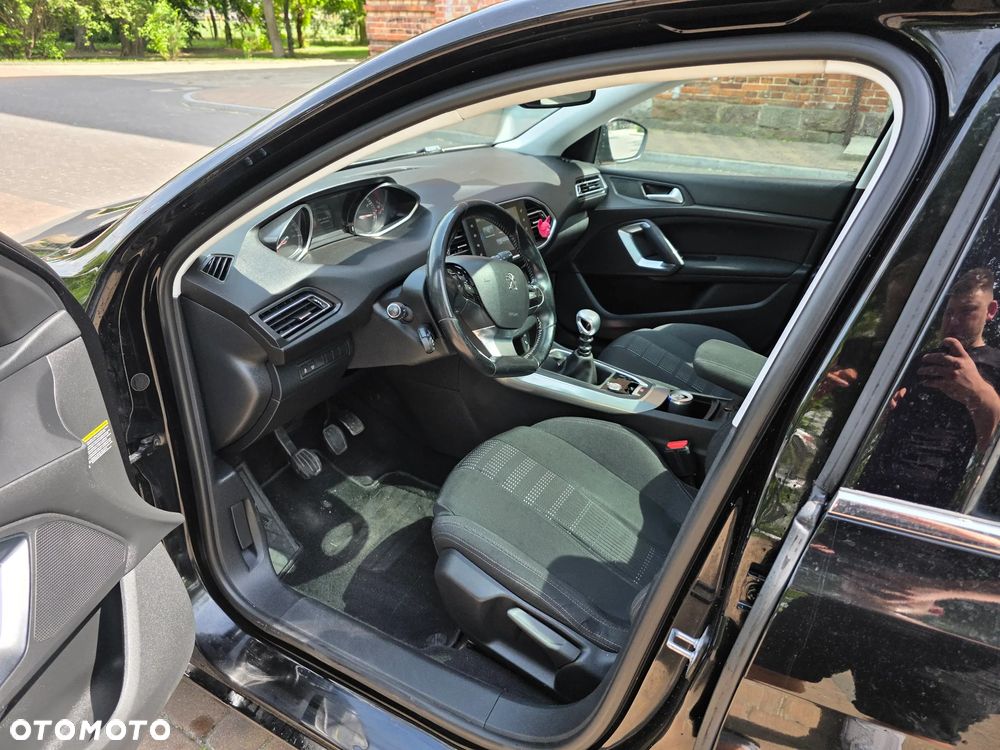 Peugeot 308 1.2 PureTech Style S&S - 12