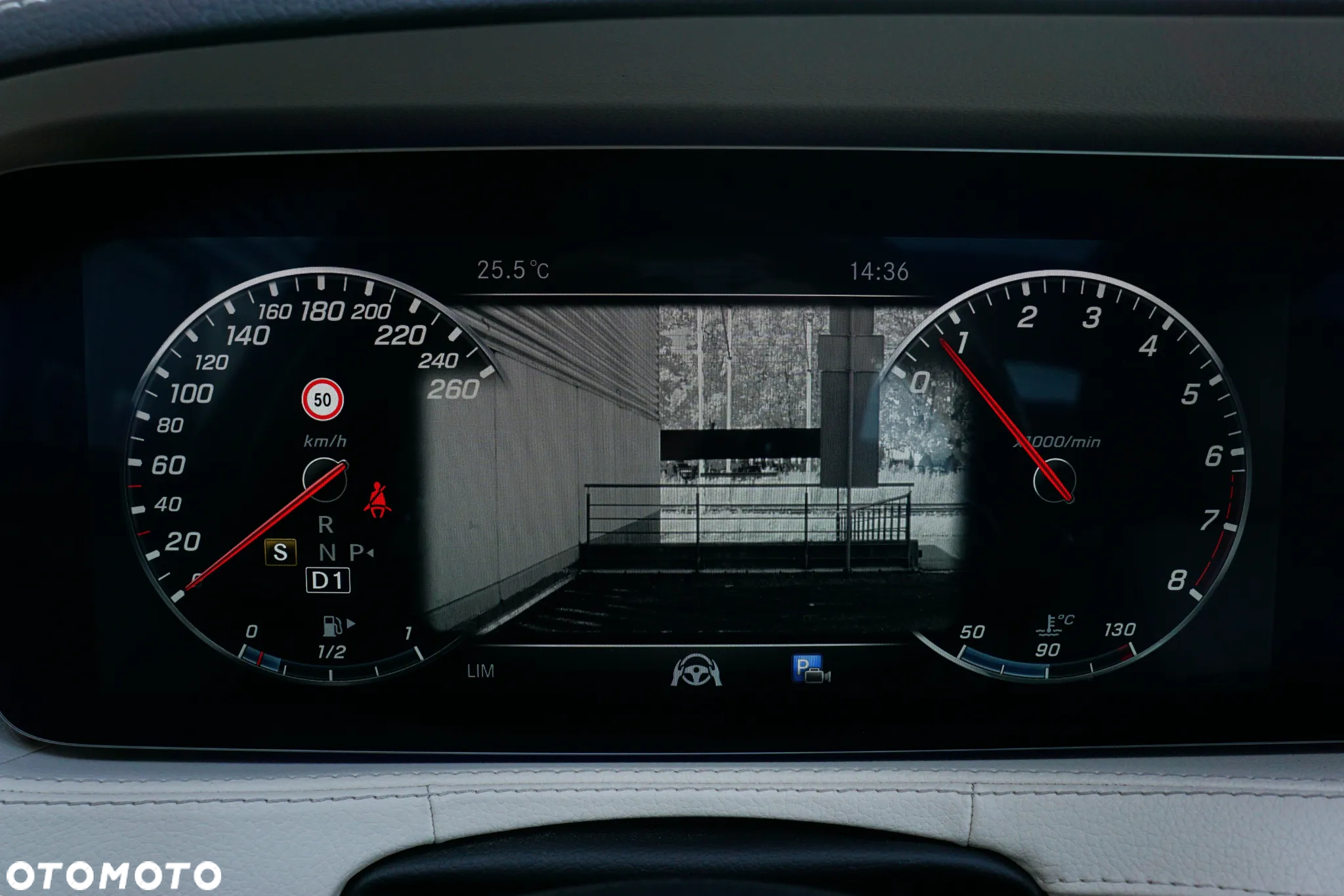 Mercedes-Benz Klasa S 560 4-Matic L 9G-TRONIC - 25