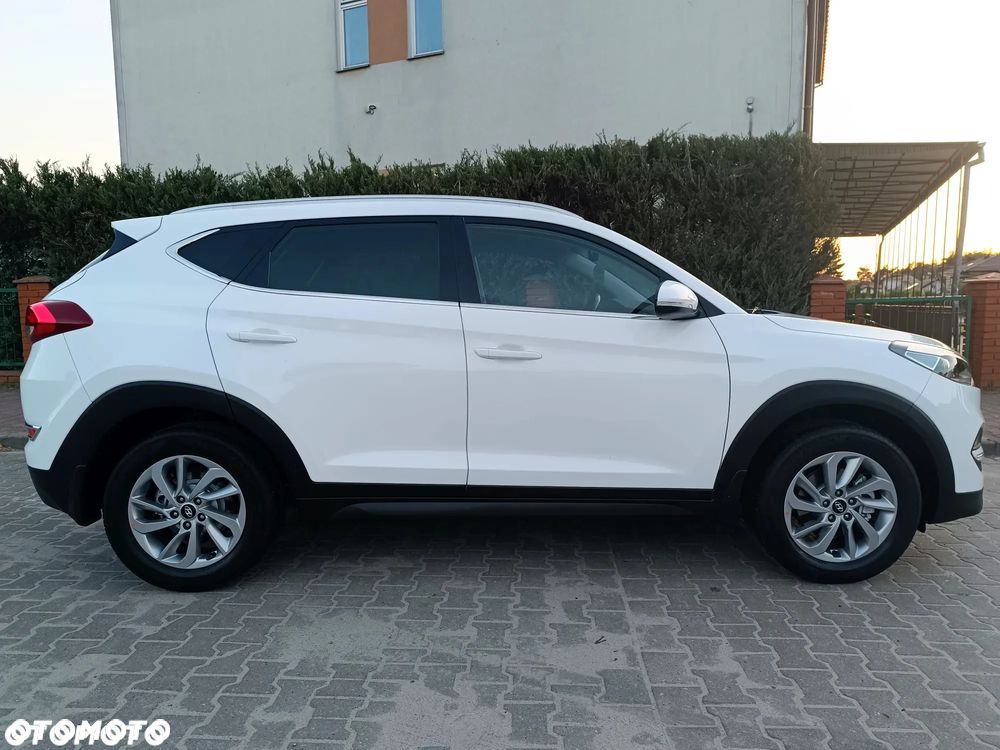 Hyundai Tucson 1.7 CRDI BlueDrive Comfort 2WD - 33