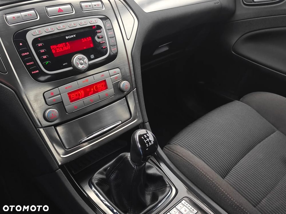 Ford Mondeo 2.0 Viva Titanium - 10