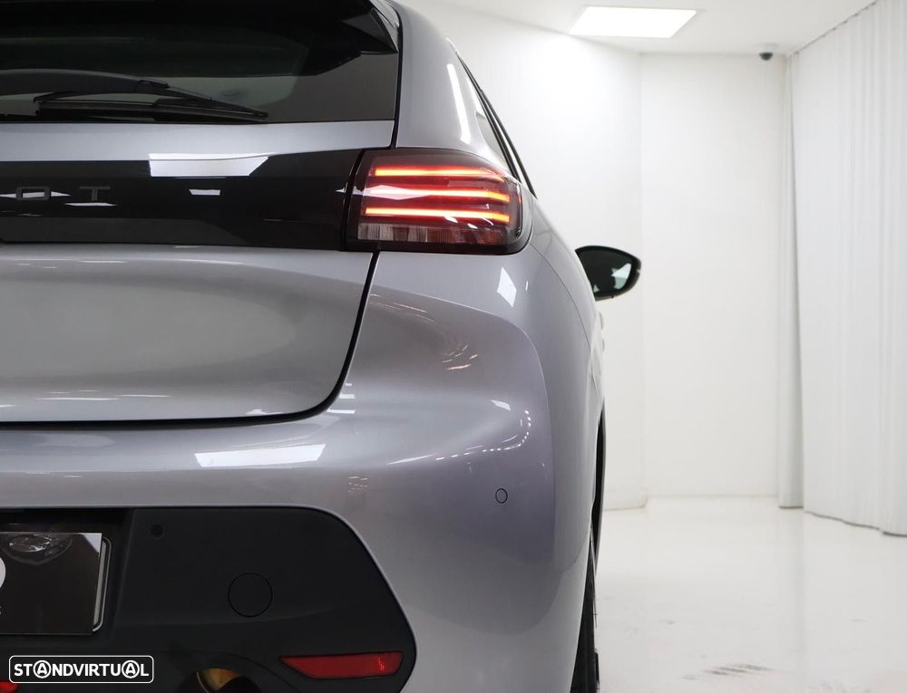 Peugeot 208 1.2 PureTech Active Pack - 28