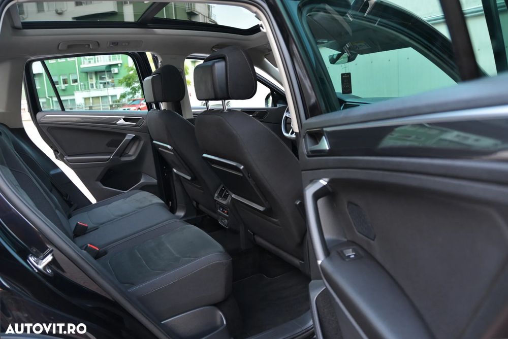 Volkswagen Tiguan - 12
