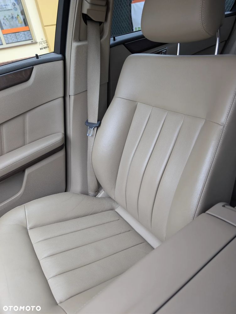 Mercedes-Benz Klasa E 350 CDI 4-Matic Avantgarde - 12