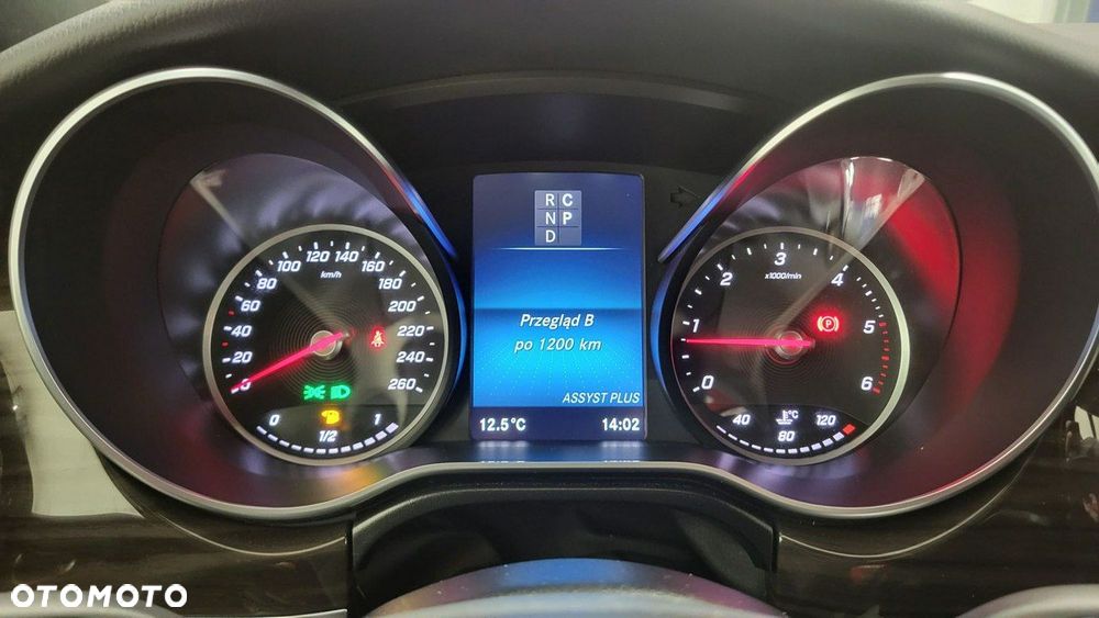 Mercedes-Benz Klasa V - 14