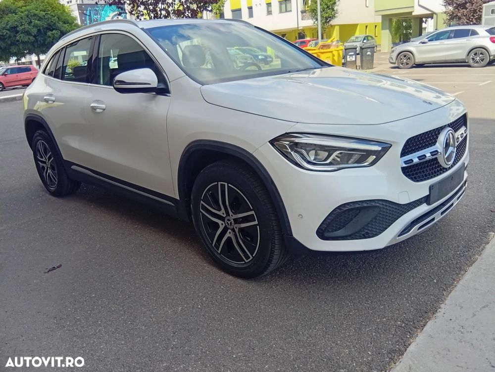 Mercedes-Benz GLA - 2