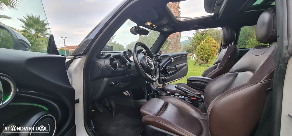 MINI 3 Portas Cooper D - 13