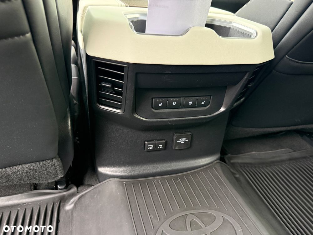 Toyota Tundra - 33