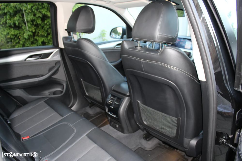 BMW X3 20 d xDrive Advantage - 19