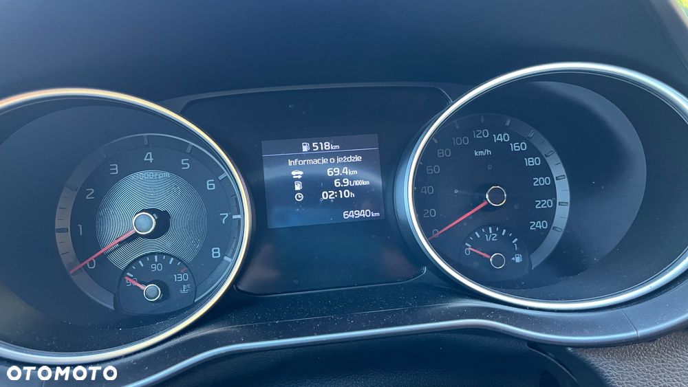 Kia XCeed - 15