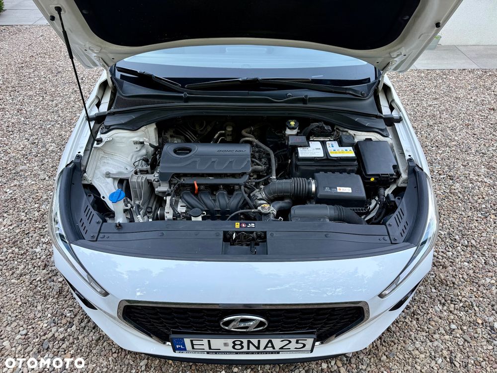 Hyundai i30 1.4 Classic + - 18