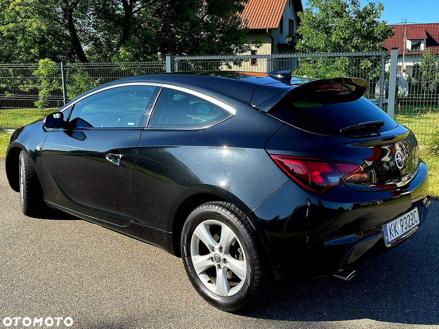 Opel Astra IV GTC 1.4 T Active - 10