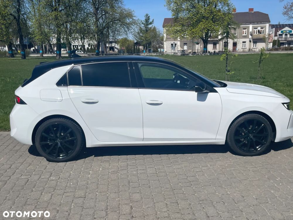 Opel Astra 1.2 Turbo Business Edition - 23