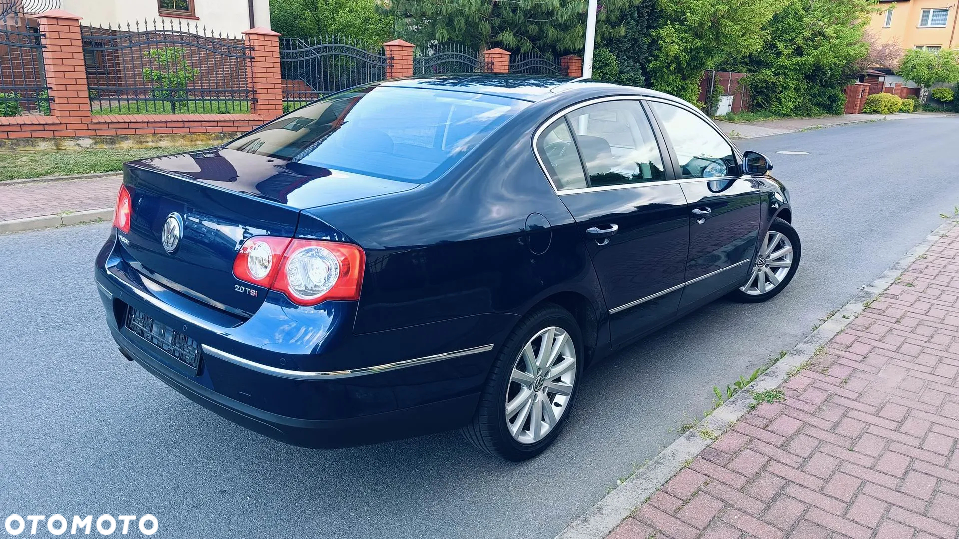 Volkswagen Passat 2.0 TSI Comfortline - 11