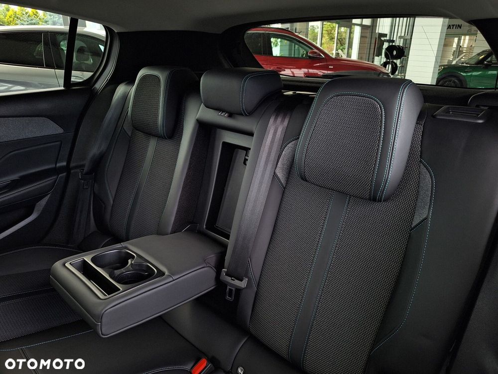 Peugeot 308 1.5 BlueHDi Allure S&S - 18