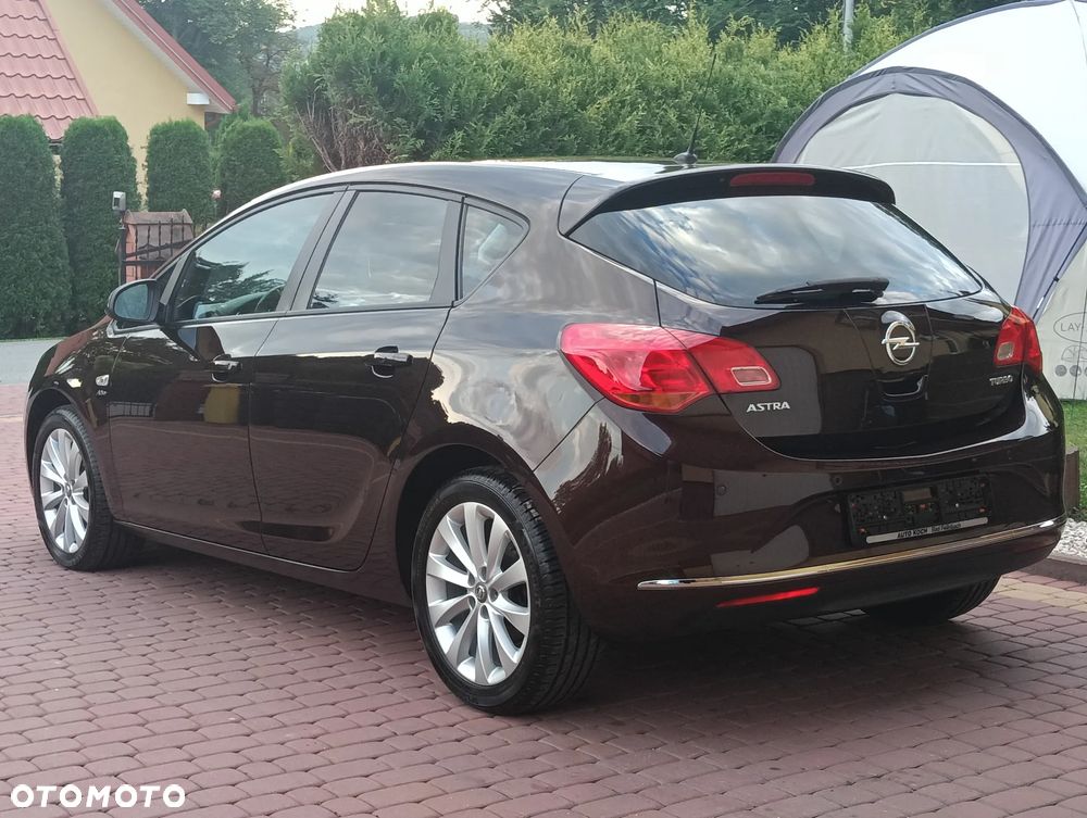 Opel Astra 1.4 Turbo - 5