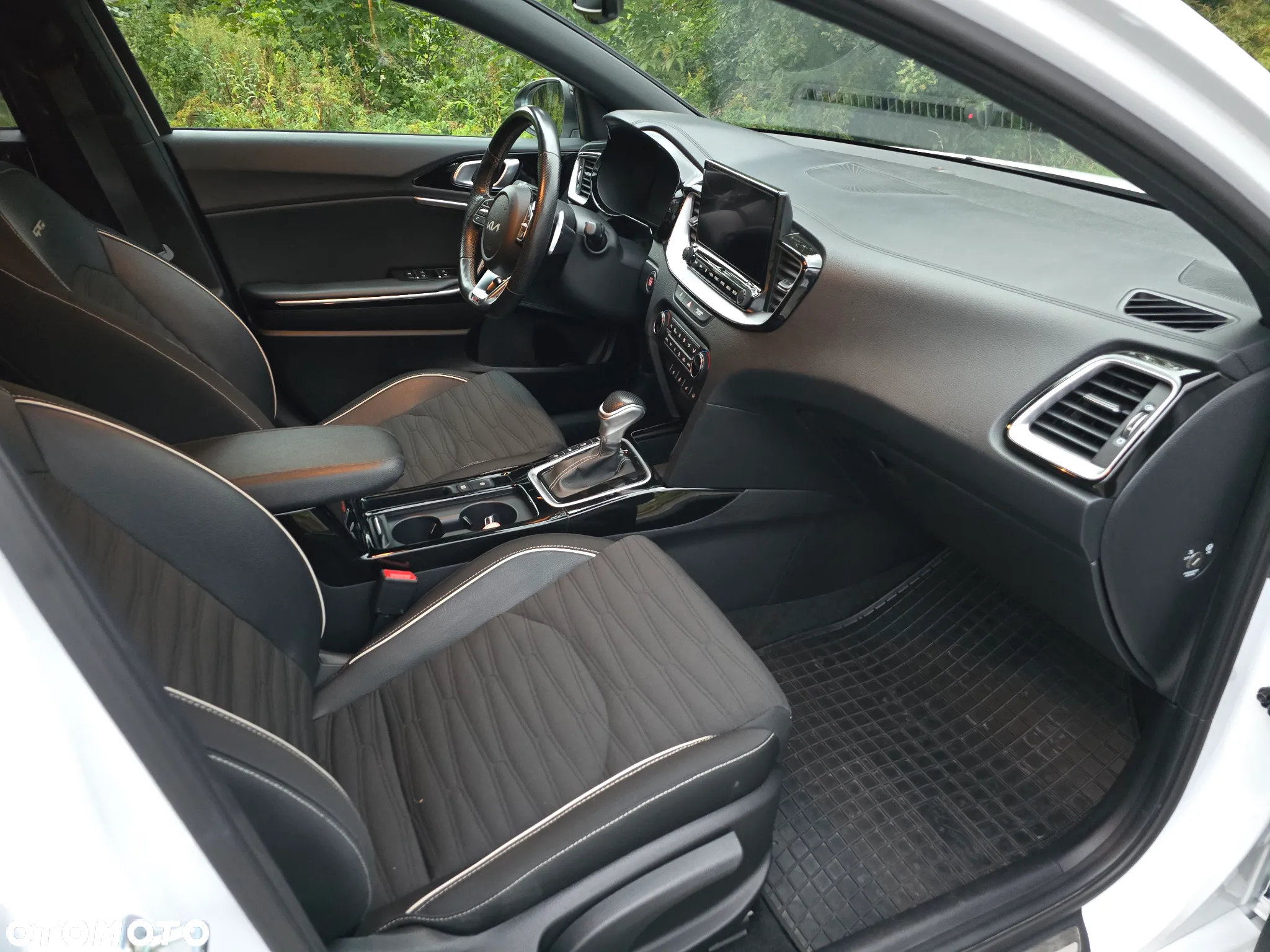 Kia ProCeed 1.5 T-GDI GT Line DCT - 23