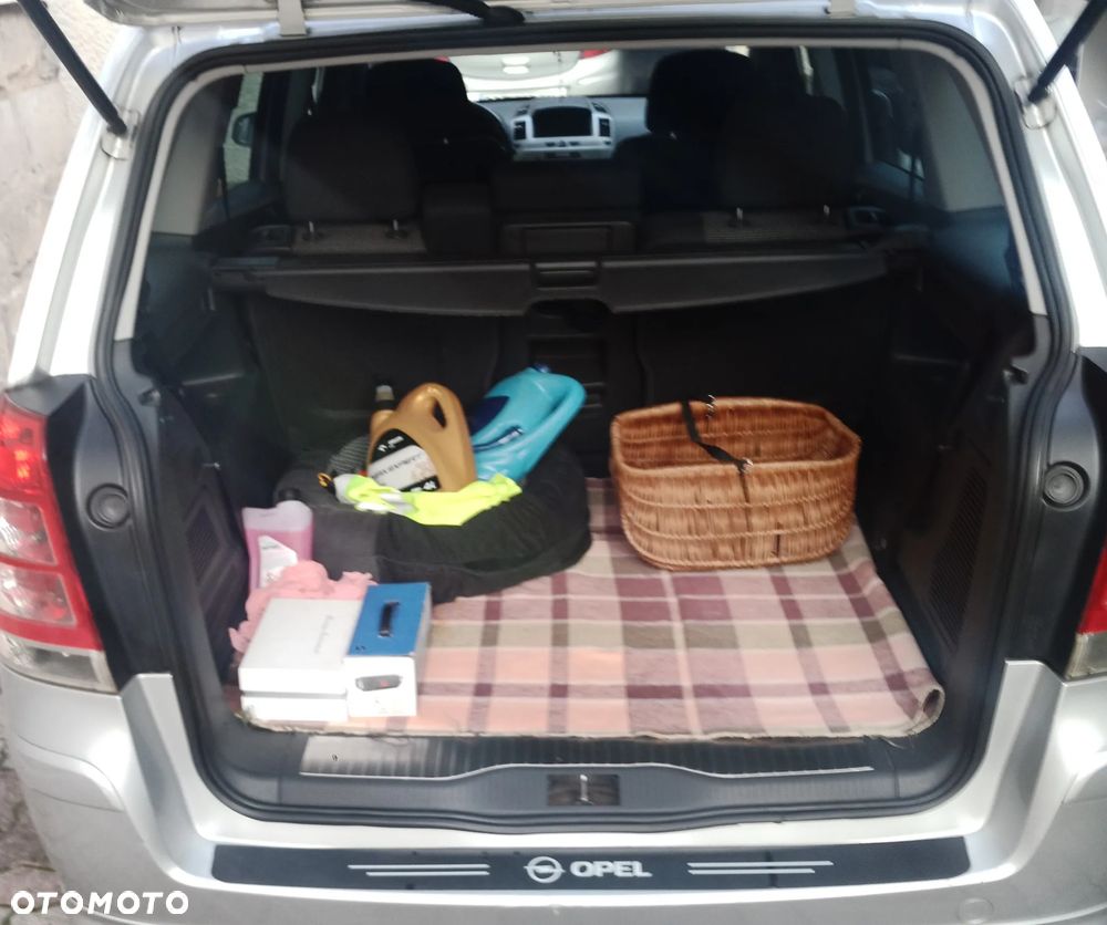 Opel Zafira 1.8 Sport - 6