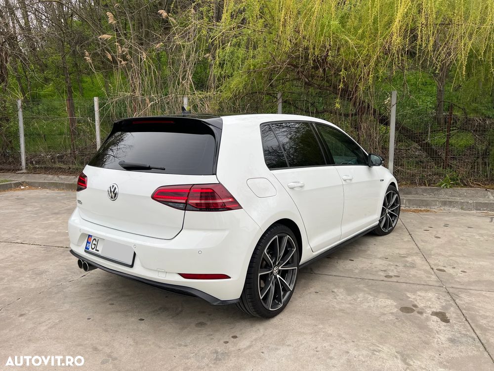 Volkswagen Golf 2.0 TDI DSG GTD - 4