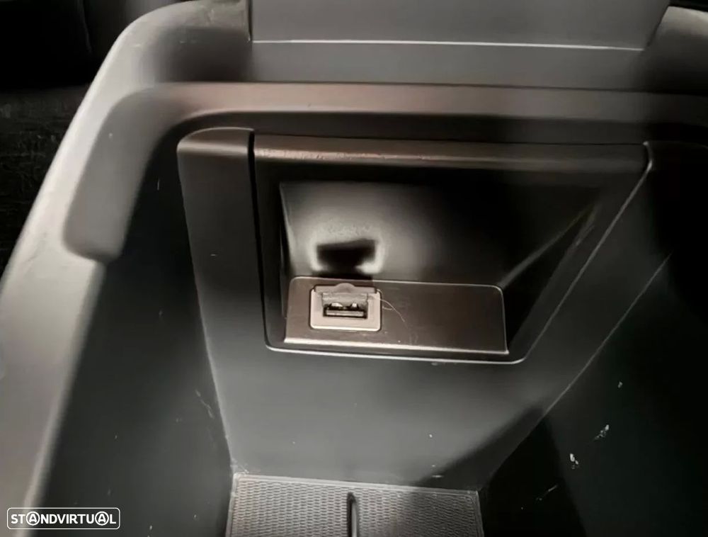 Volvo V40 - 16