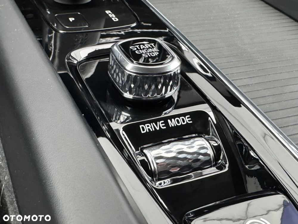 Volvo V60 Cross Country - 20