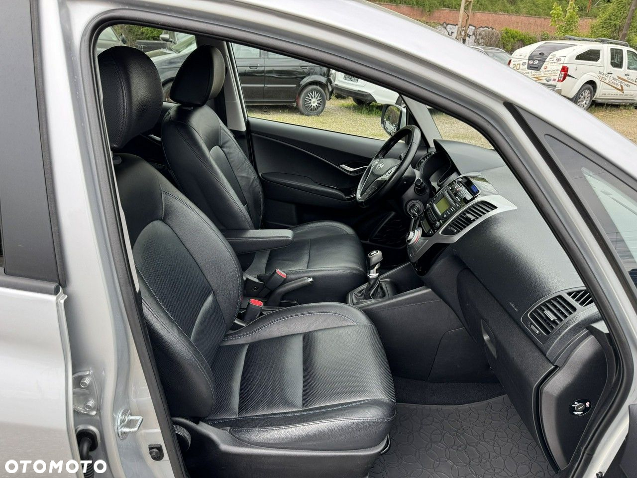 Hyundai ix20 - 12