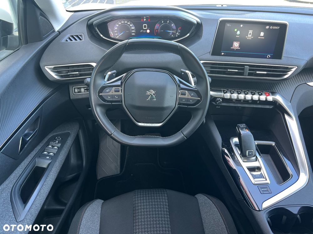 Peugeot 3008 1.6 BlueHDi Allure S&S EAT6 - 18