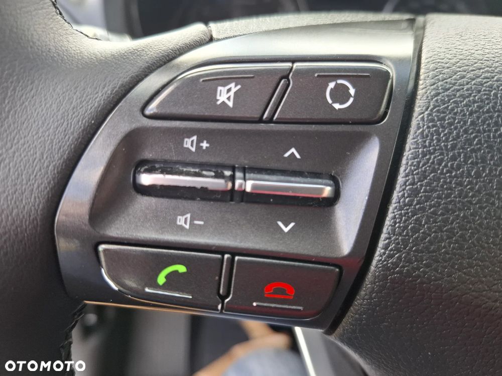Hyundai i30 1.4 Classic + - 24