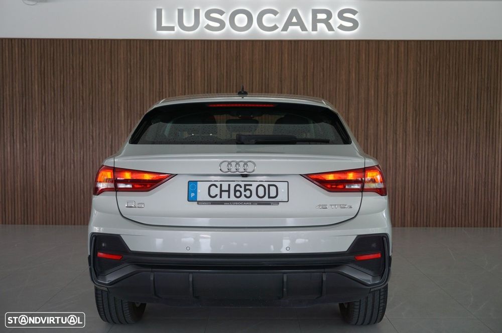 Audi Q3 Sportback 45 TFSIe S tronic - 4
