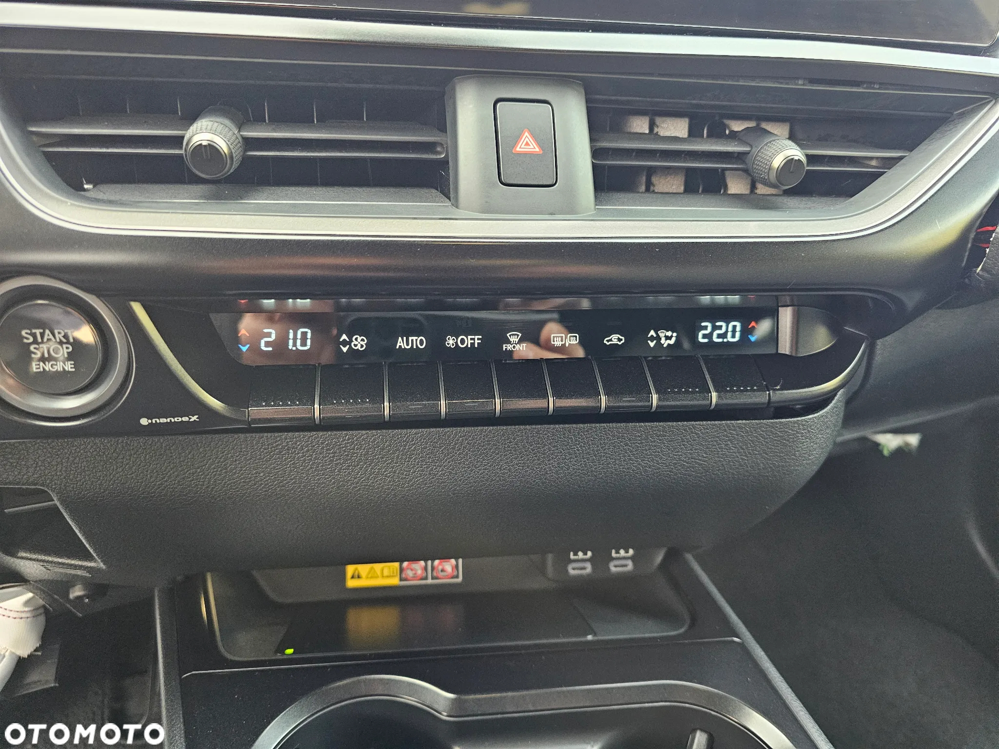 Lexus UX 200 GPF F Sport 2WD - 25