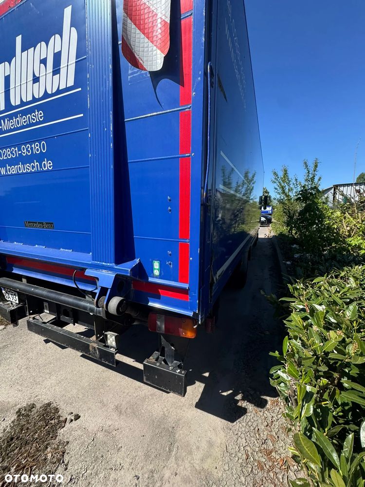 Mercedes-Benz Atego 1224 z Niemiec 9m kontener izoterma podział manual 1222 okazja - 29